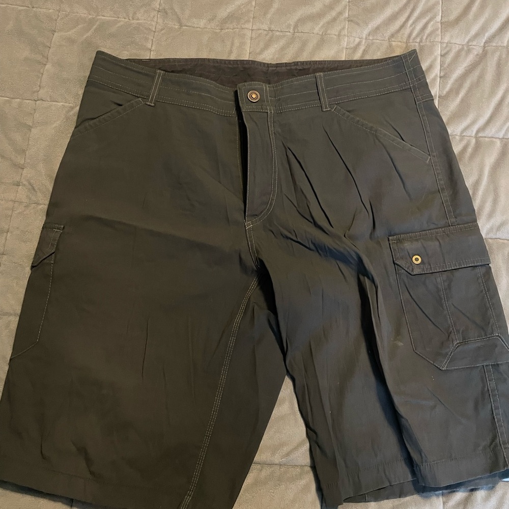 Kuhl Men's Dark Gray Cargo Shorts